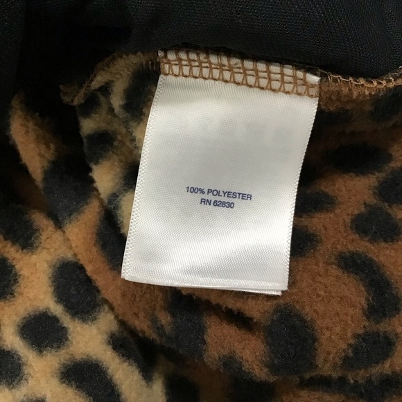Lands’ End Leopard Print Fleece Pullover Size Small. - Picture 7 of 7